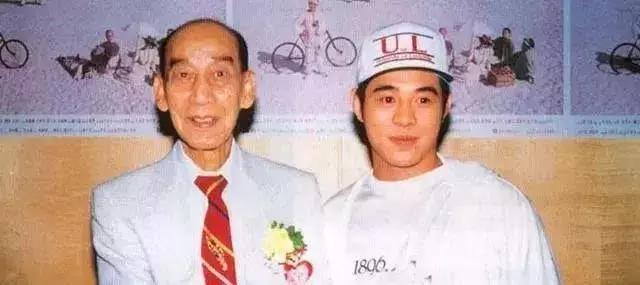 盘点香港影坛八大铁三角组合,新艺城三巨头上榜,林正英师徒也在