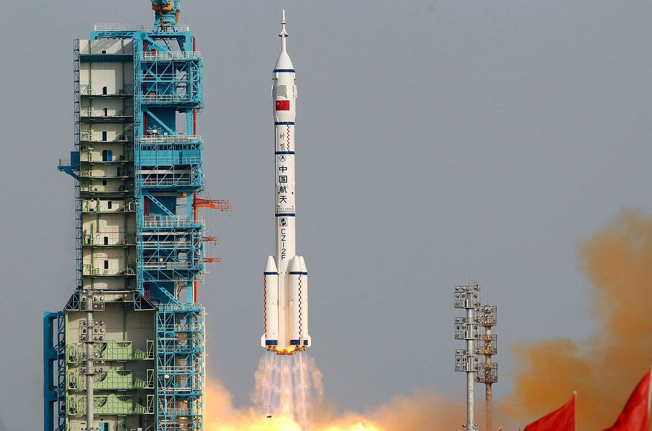 嫦娥四号中继星、高分六号卫星亮相2020年中国航天成就展
