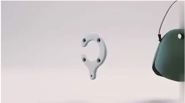 日本发明可以携带的厕所 方便快捷可折叠 解决女生排队的问题！