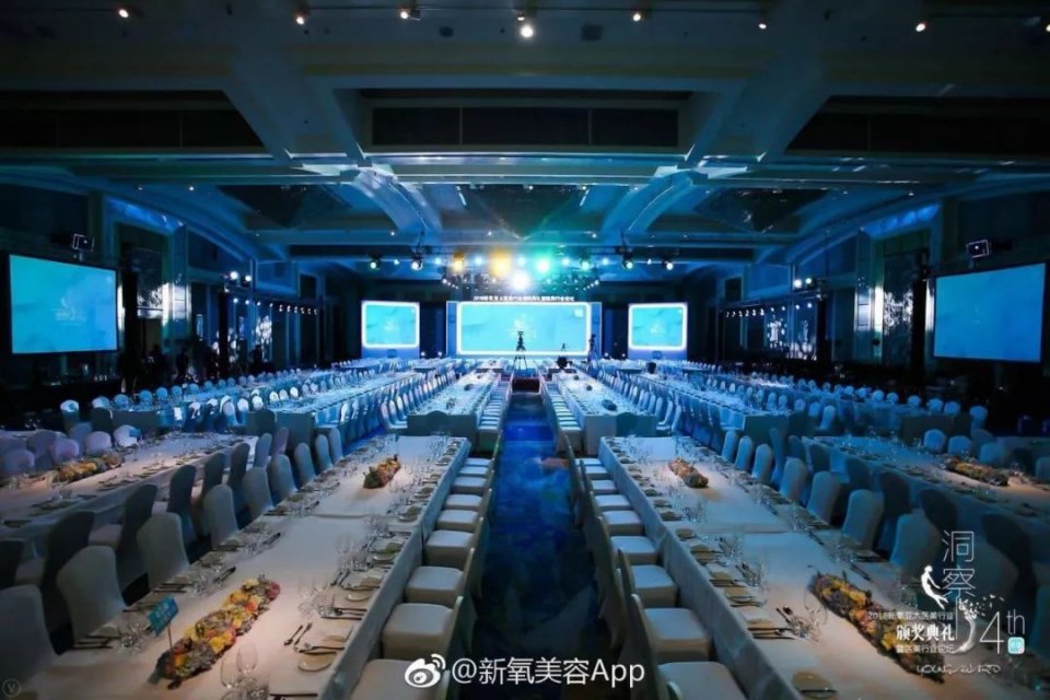 要说今年最受欢迎的黑莲花脸，换头失败的她当之无愧！