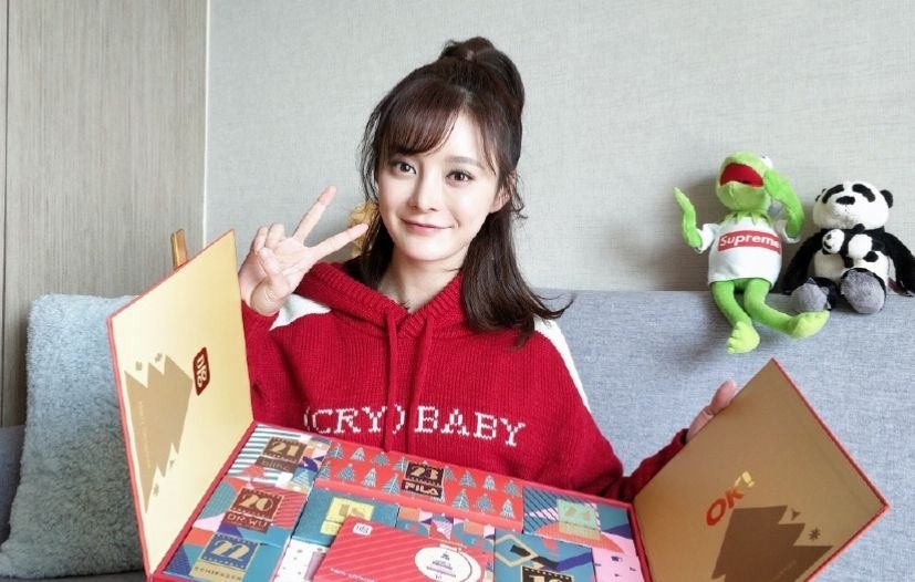 王凯初恋整成低配版沈梦辰！连她整形后遗症的朝天鼻也照搬了···