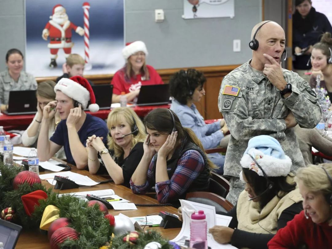 北美防空司令部用军事设备追踪圣诞老人 怎么办到的？