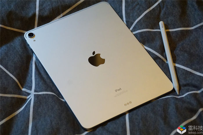 苹果iPad Pro 2018数据版开卖：高昂售价劝退