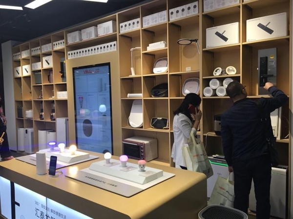 华为IoT方舟实验室首次公开：1000平米 全球最大