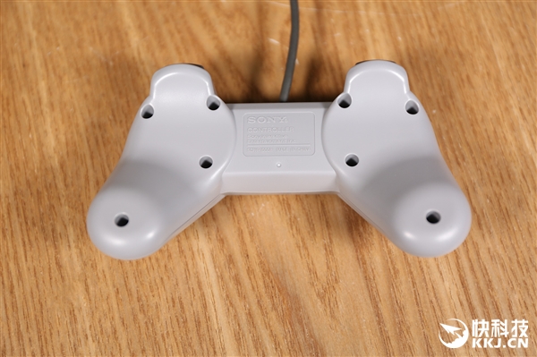 索尼PlayStation Classic图赏：复刻初代情怀满满