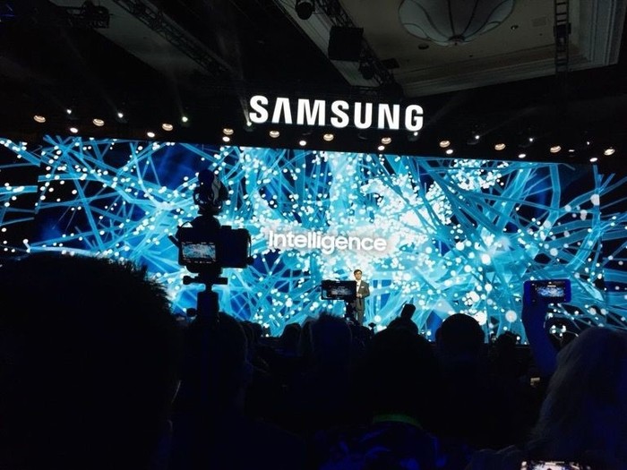 安卓新机皇越来越近,三星S10 Lite概念图曝光