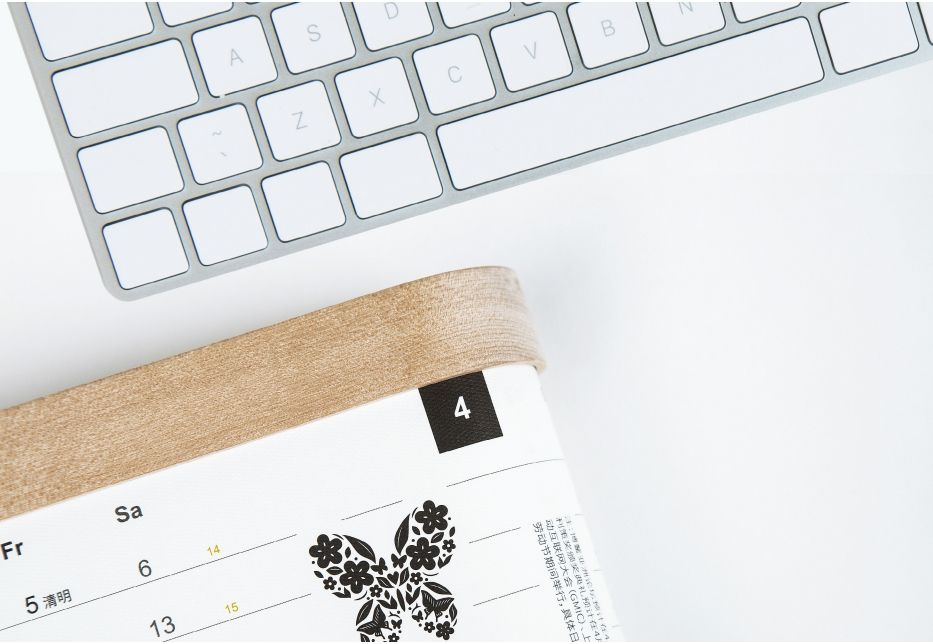 应对残酷的2019，有营销人必备热点月历傍身，一路过关斩将转出好运来 | 好书优选