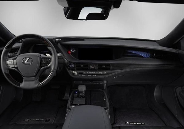 丰田新自动驾驶原型车TRI-P4官方图发布 外观硬朗