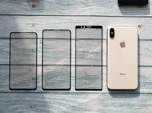 索尼Xperia XZ4对比iPhone XS Max：屏幕无敌窄