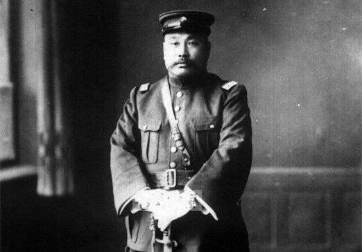 张作霖死后,他的结拜兄弟如何自处?有人拥护少帅,有人当汉奸!