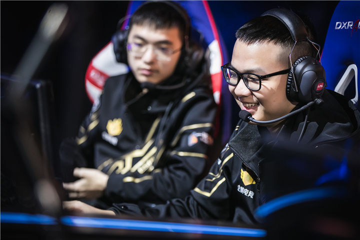 LPL新赛季探营:Snake战队的新人面孔