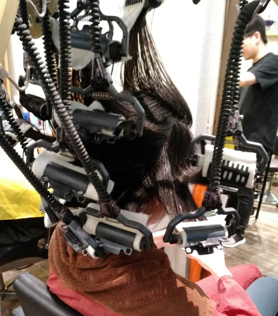 过年前准备烫发,要提前洗好头发吗?哪一种烫发