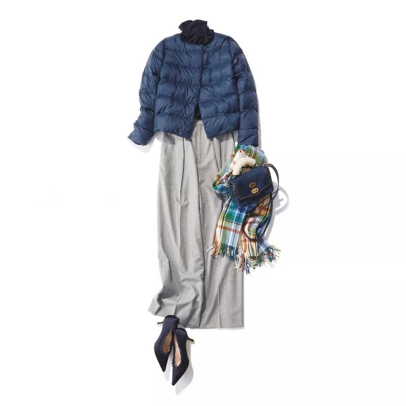 打底衫配大衣 时髦一个冬天