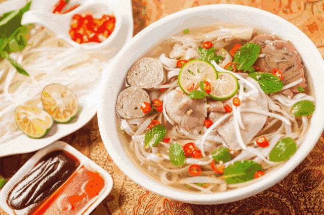 影帝梁家辉主演,电影《情人》取景地之一,法式浪漫的独特小城