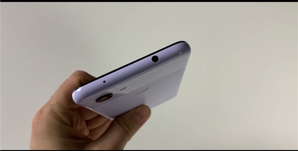 谷歌Pixel 3 Lite上手：无刘海设计 配Pixel 3同款单摄
