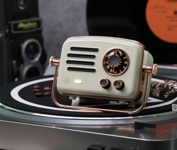 小米有品上架猫王智能收音机：499元/充满年代感