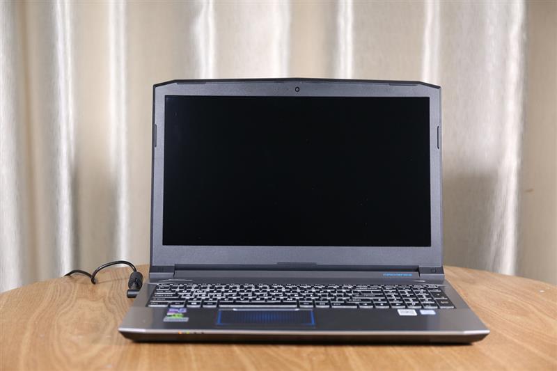 双风扇四热管散热！机械师笔八代酷睿版T58记本评测：性价比无敌