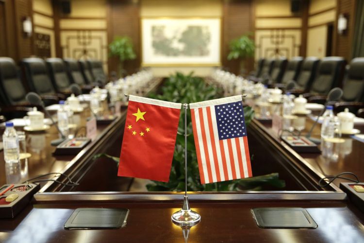 蚂蚁金服不远万里收购万里汇，美国锁死的门被英国打开了