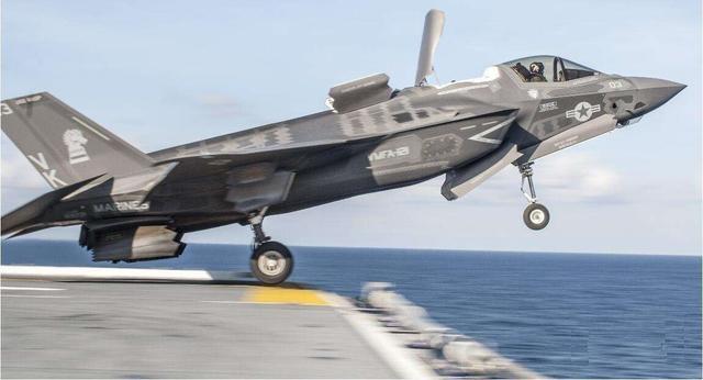 同门相争,来自洛马公司的F35和F22究竟谁更好?F35简直就是全能