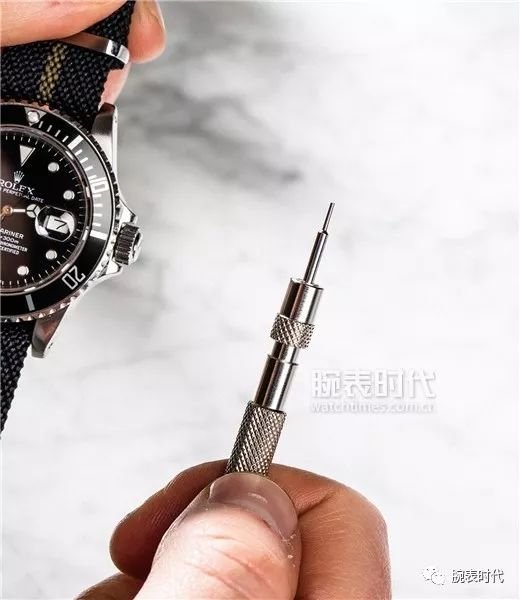 图解:怎么自己换表带?