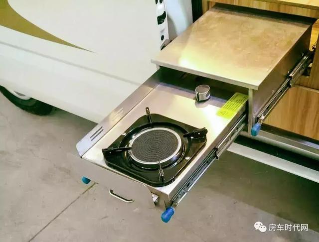 国内这样的大面包房车,能不能多来几打