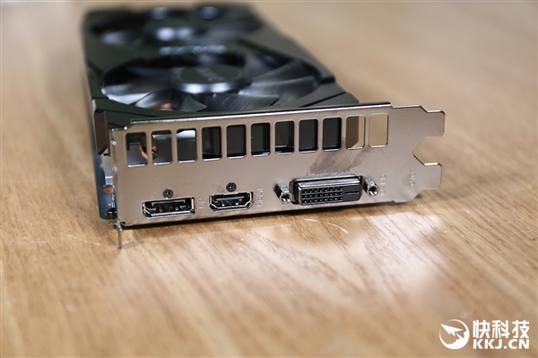 影驰GTX 1660 Ti骁将拆解图赏
