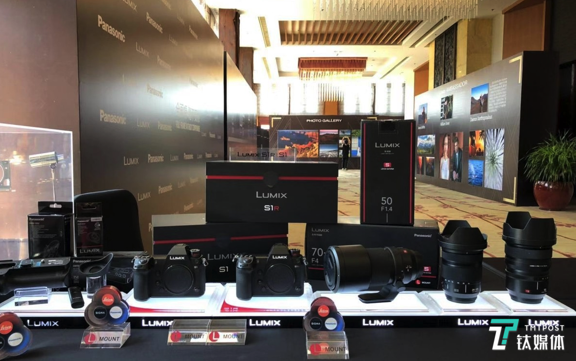 内附真机实拍，松下国内正式发布S1/S1R及三支新镜头 | 钛快讯