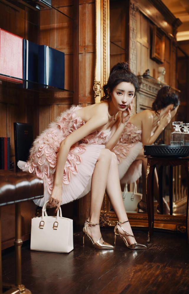 刘凡菲成Aspinal of London中国区品牌大使