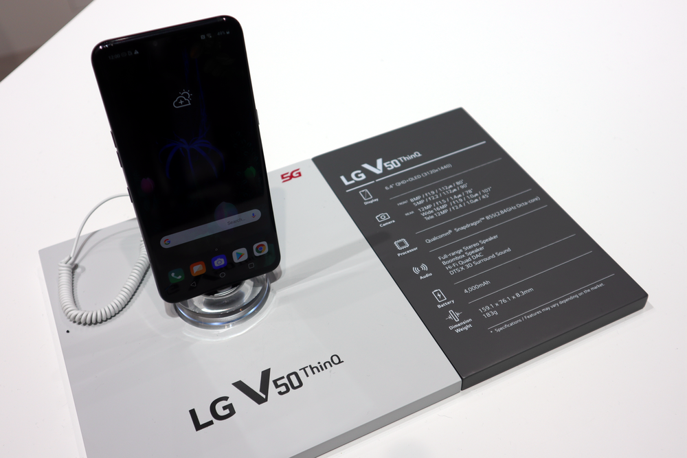 LG 新旗舰，四舍五入也是折叠屏了