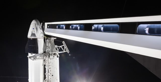 8点1氪|加拿大启动引渡孟晚舟华为表示失望；SpaceX龙飞船2号与国际空间站完成对接；蛋壳公寓完成5亿美元C轮融资