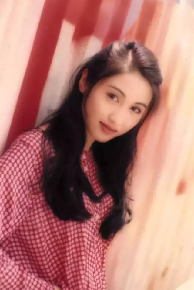 16岁开始父女恋，嫁了残疾人，张柏芝唯一承认的美女
