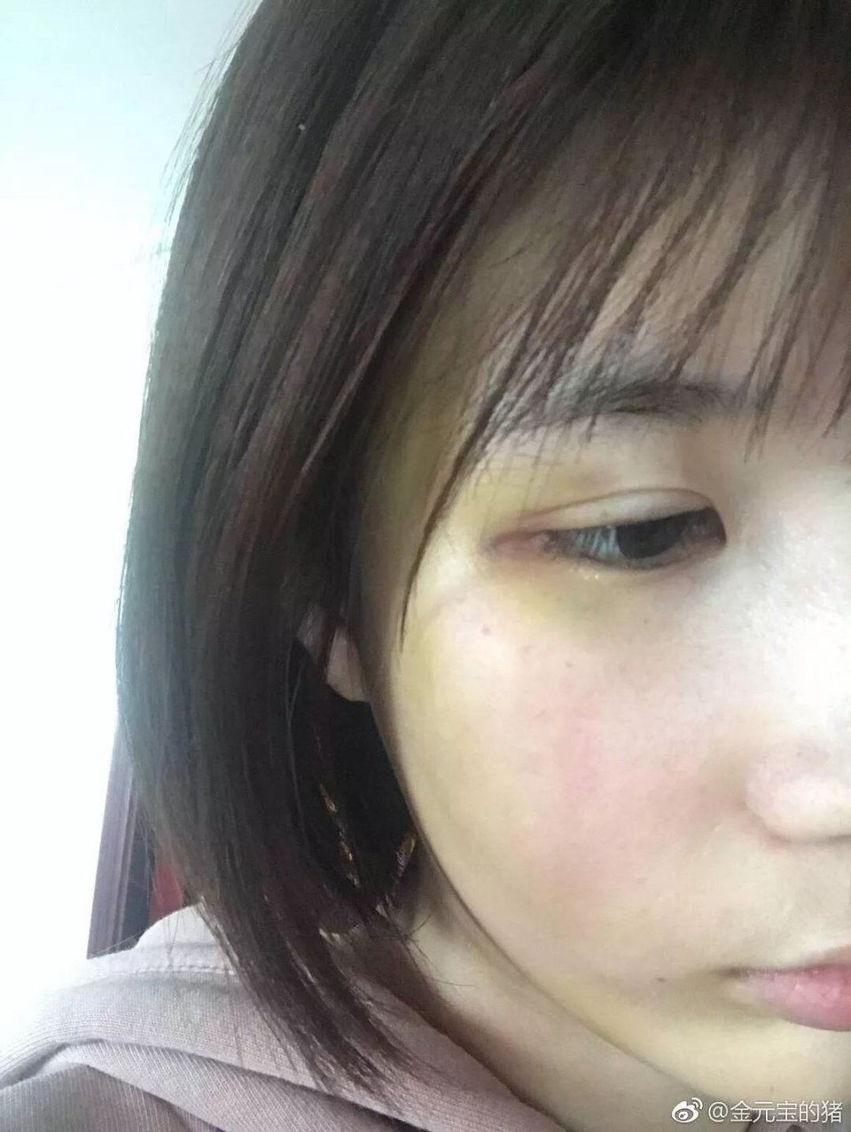 自曝换头的彭王者也是许凯的前任？让众女友撕X的家暴男劈腿史有点多呐…