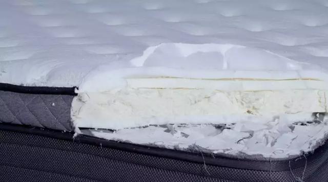 为了睡个好觉，我把20000块的床垫全拆了！