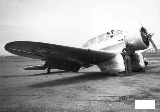 不畏敌强敢于"亮剑",中国空军拼死出击誓要击沉日寇航母"龙骧"号