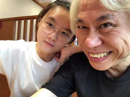李坤城林靖恩首次受访谈感情，我们自己的事情，你们为何阻止？
