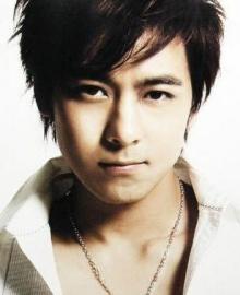 56年的张晨光比60年倪大红年轻多了,台湾艺人比较能抗老?