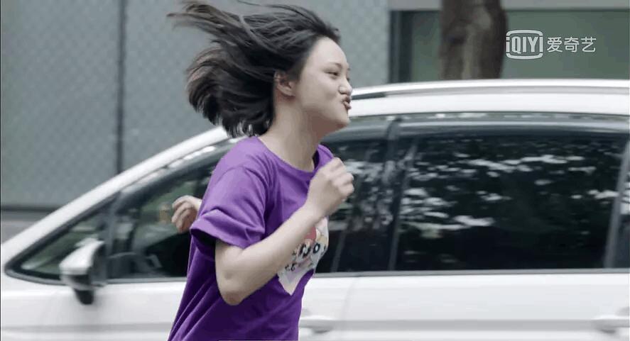 认真讨论一下郑爽炸裂的演技
