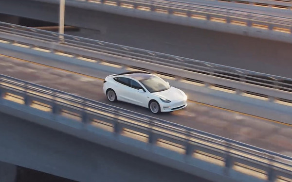 国产特斯拉有戏 特斯拉上海工厂年底部分产线