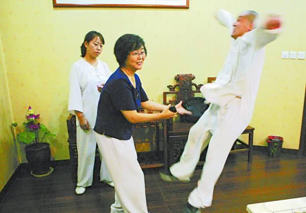 太极大师闫芳:我对不起师父,不该在世人面前展示神功