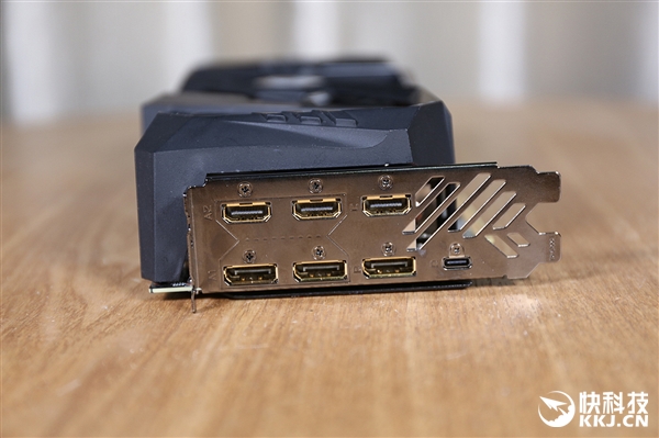 技嘉Aorus RTX 2080 Ti Xtreme 11G显卡拆解图赏