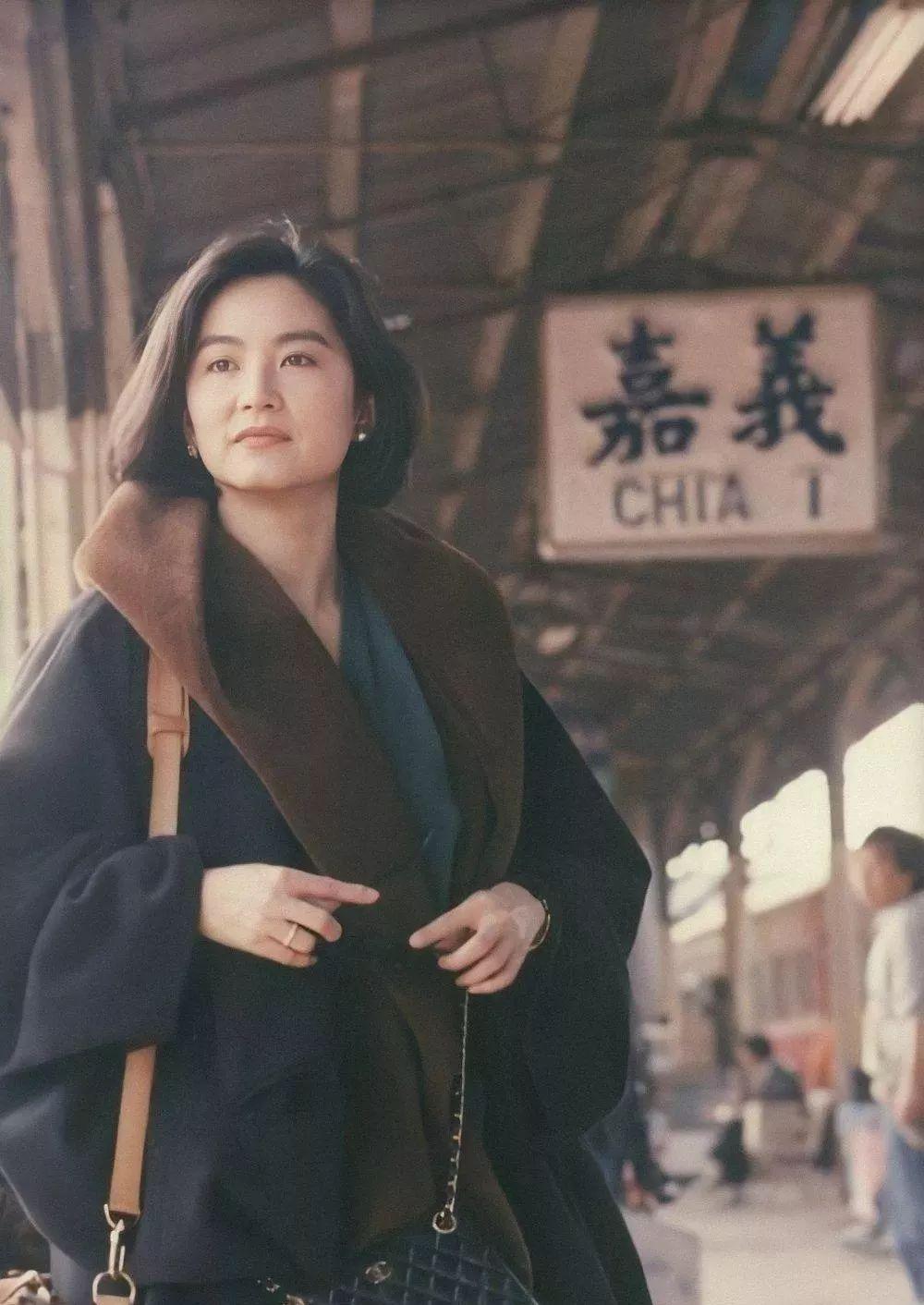 壁纸| 高清修复的90年代港产女神旧照也太美了吧!