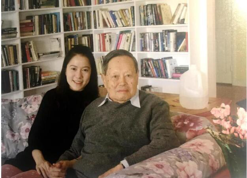 翁帆与大54岁杨振宁结婚15年，背后的原因令人敬佩