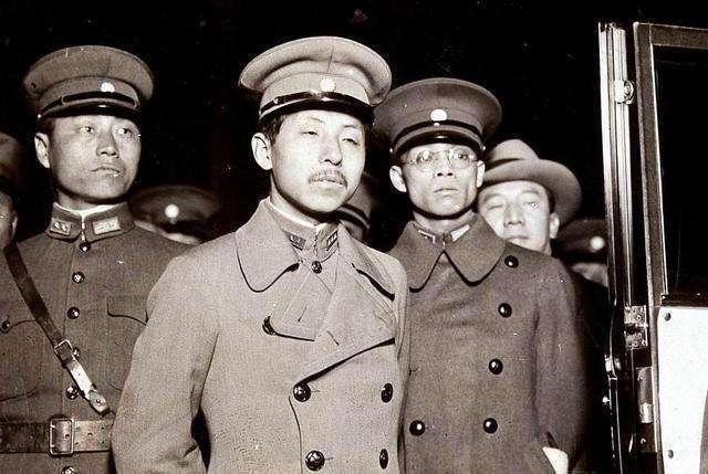 民国军阀真像书上说的犯下了“罄竹难书”的罪行,是十恶不赦的?