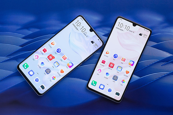 华为P30系列柔性OLED屏手机