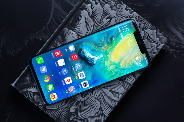 华为Mate 20 Pro柔性OLED屏手机