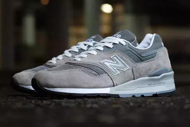 New Balance怎么搭配出工装风？直接看余文乐就行了