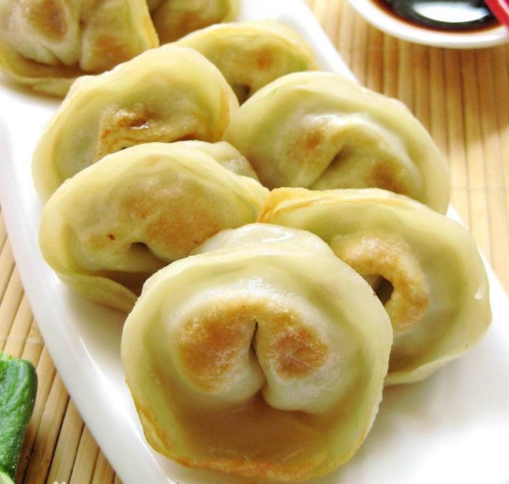 从饺子到面皮的进化论：锅贴简史