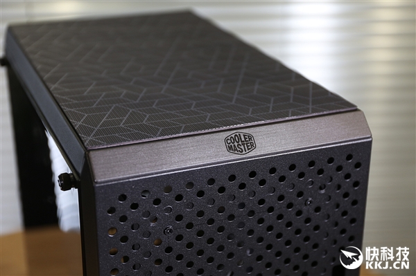 酷冷机箱Q500L图赏：超高利用率的迷你ATX