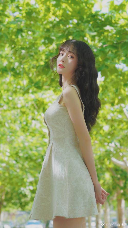 女明星夏日写真合集,吴宣仪孟美岐查祎琛都是什么颜值