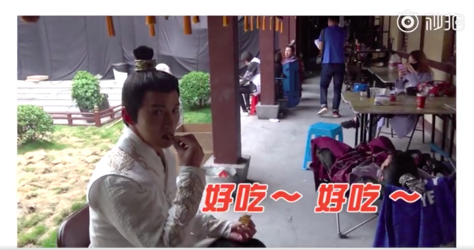 徐正溪《凤弈》片场花絮曝光，吃货将军魏广本人无误！
